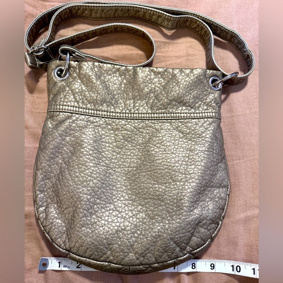 Vintage Bueno Bronze Metallic Purse Handbag w/ Adjustable Shoulder Strap - Picture 6 of 9